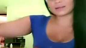 Forró kolumbiai szopd a farkam!