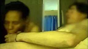 Madura putita da una master class de chupada de pija