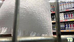 Sexy Latina Gets Eaten Out In Outdoor Market Depot