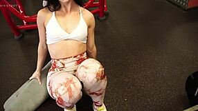 Gym pickup leads to hot sex with queen of ass after pretending to be a photographer.