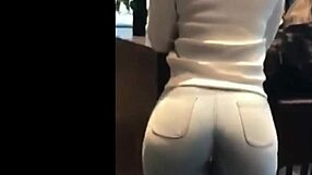 shaking that phat ass with the paper dolls in a solo dance