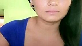 Colombiana caliente, suck my dick!