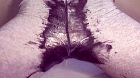 this teen's panties got wet while wearing leggings