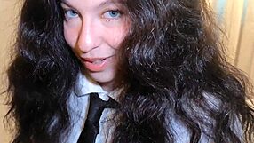 Quick fuck school-girl parents 😏