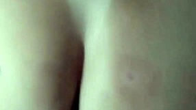 Vou te arrumar mais macho pra essa puta ela nao se contenta so com um