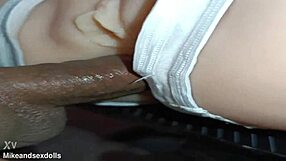 Trailer anal knull med Candy i vit tanga