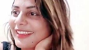 Indian sexy dance with big tits and naughty moves