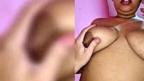 cuidado cuidado casi me hechas la leche en el ojo y yo la quiero en la boquita