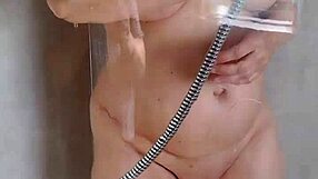 i watch the naked cleaning lady work