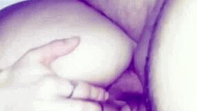 Sintiendola bien rico y disfrutando de mi cola