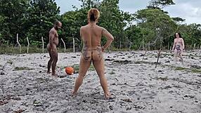 Batendo Bola No Capinho Com Meu Vizinho Perdemos O Cusinho