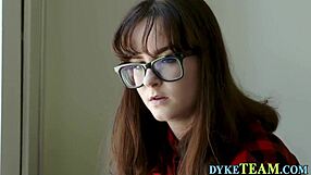 Lesbian milf getting tongued