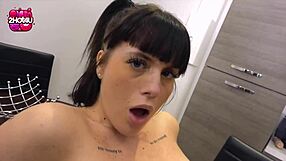 Elle Se Fait Démonter Son Cul Par Une Grosse Queue Black Son Cul Va S'En Souvenir Longtemps