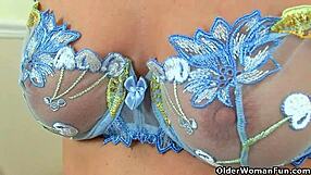 an older woman means fun part 155, she's mature and sexy