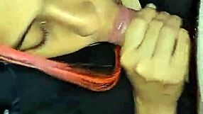 Madrastra Atrapada Debajo Del Sofá - Hijastro Recibe Un Rapidito Y Caliente Creampie Casero Real