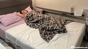 Big Ass Amateur Girl Screams During Morning Fucking!