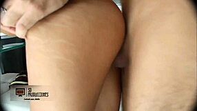 Mi Hermanastra Es Perfecta Chupando Mi Polla