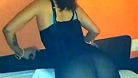 Sex in Sin City: Wet Pussies at the Party Threesome.