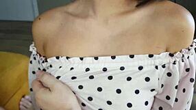 Hot Bitch Sucks Daddy's Fat Cock Before Bed