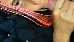 Madrastra Atrapada Debajo Del Sofá - Hijastro Recibe Un Rapidito Y Caliente Creampie Casero Real