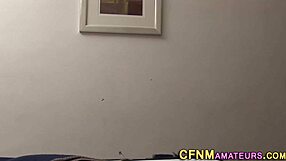 Cheerleader gobbles in CFNM scene