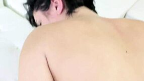 Novata 18+ se traga polla grande y corrida en POV hardcore