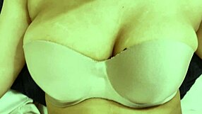 My Friend's Sister Fucks In Room With Full Enjoy