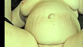 Foot Fuck Deep in Her Pussy Walls