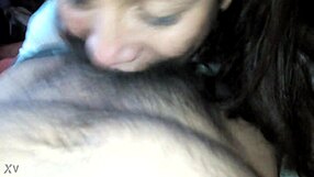 بنت نحيفة تسجل في الموتيل لإقامة حارة