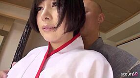 Prva analna krema jeba učitelja v neprečiščeni japonski pornografiji za tradicionalno japonsko najstnico 18+