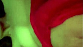 Que Rico, Rossmexicana Masturbates With Red Stockings!