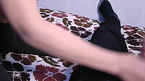 La Vecina Me Hace Tremenda Paja Y Le Vengo En Sus Lindas Tetas Es Toda Una Zorra