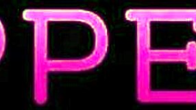 Exotic Fuck Toy Lets Photographers Double Team Her Face