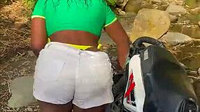 i helped a stranger who wanted forest sex and we almost got caught