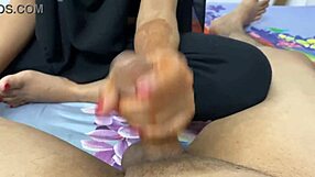 Mumbai muslim aunty sex with hindu boyfriend, anal assfucking