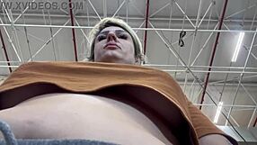 Hidden camera catches woman masturbating wet pussy in supermarket