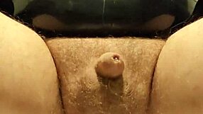 Watch Latexi69 play with that butt plug?