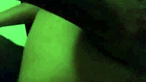 le gusta que la cojan por el pelo