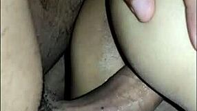 despertando a la hermana de mi amiga con verga dura desbaratando la cama