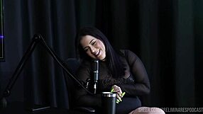 I met a super hot new redhead amateur for an outdoor pickup with Ginger Maxx