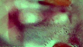 Single Venezuelan Mom Rides Foreign Cock in Jacuzzi