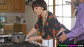 Familyorgasm - old man fucks daring strp daughter and wife while cooking spaghetti 🍝