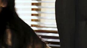 I lub strap-on action