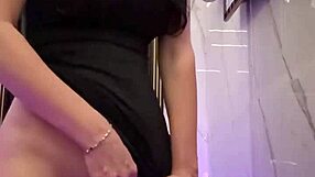 In the club, I decided to fuck my pussy