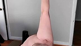 Sexy bbw's morning naked yoga routine