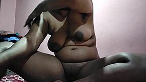 Hot Indian Bhabhi Enjoys Intense Chudai in Traditional Saree!