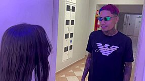 enganei minha vizinha ninfeta e ainda comi ela na casa dela