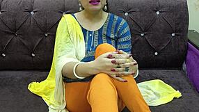 stepbrother teaches a sex lesson to his step sister in hindi audio