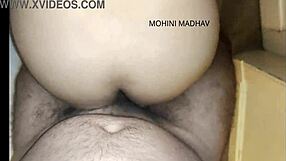 Hot neighbour fucks Indian bhabhi doggystyle!