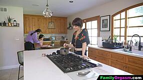 Familyorgasm - old man fucks daring strp daughter and wife while cooking spaghetti 🍝